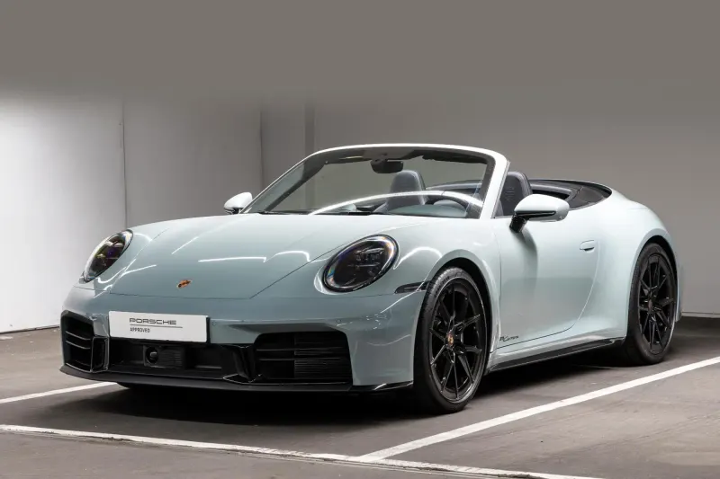 Porsche 911 (2025)