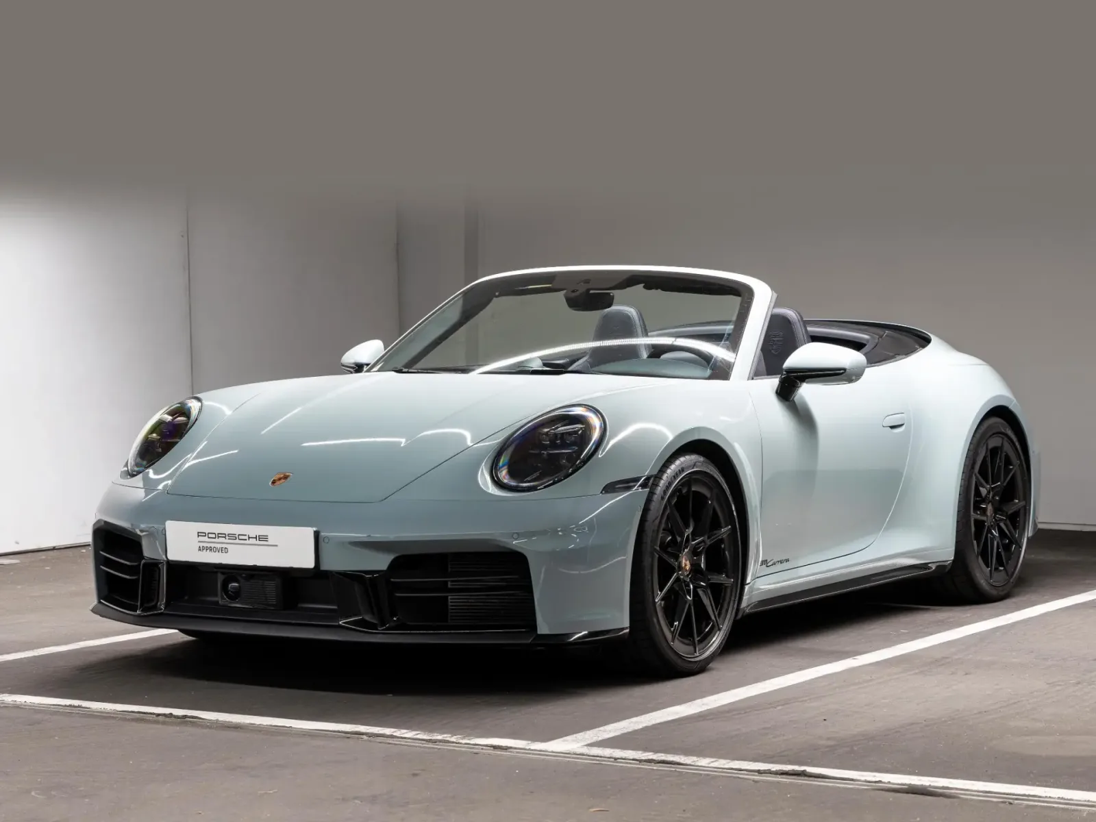 Porsche 911 (2025) — foto 1