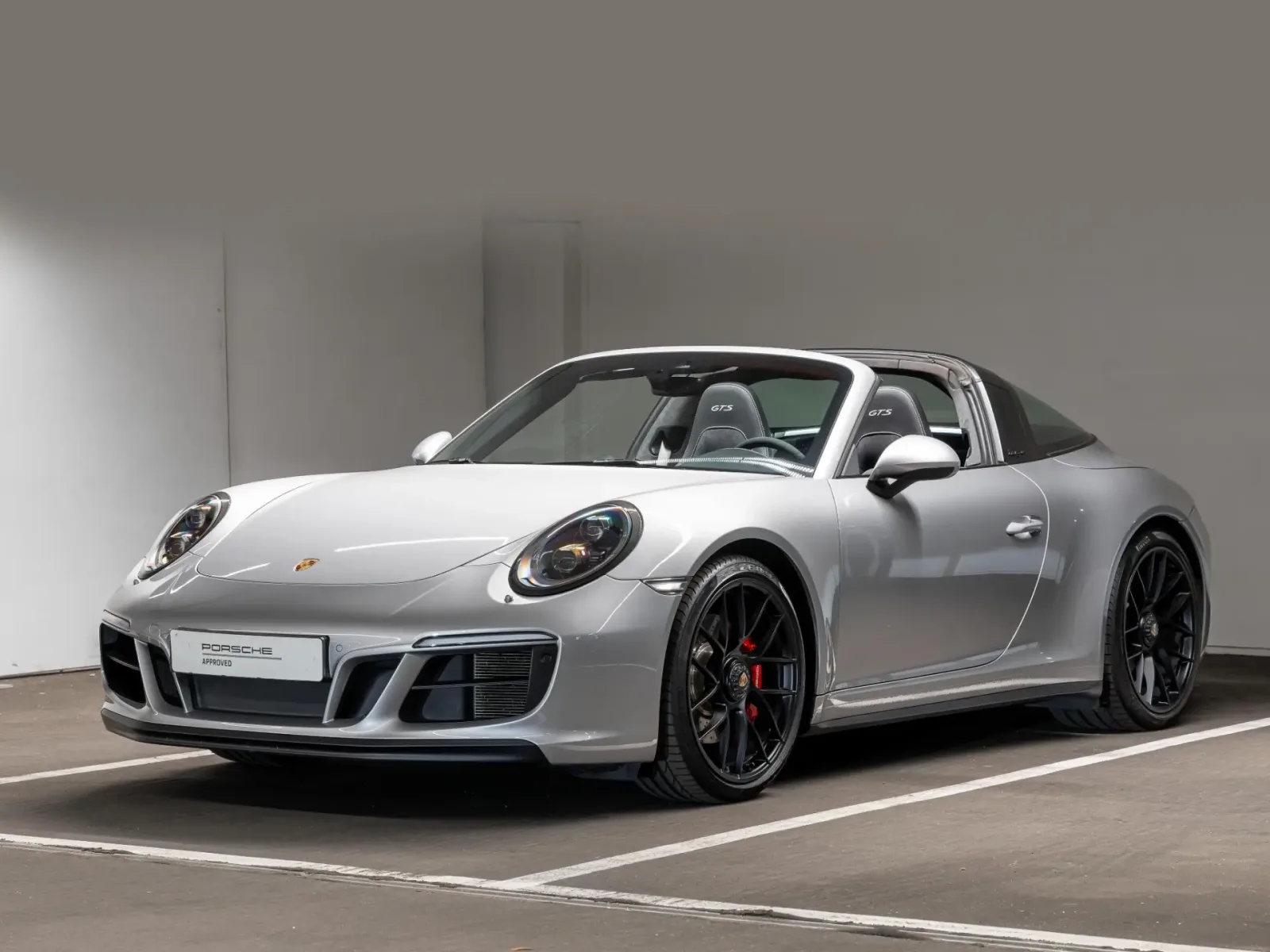 Porsche 911 (2018) — foto 1