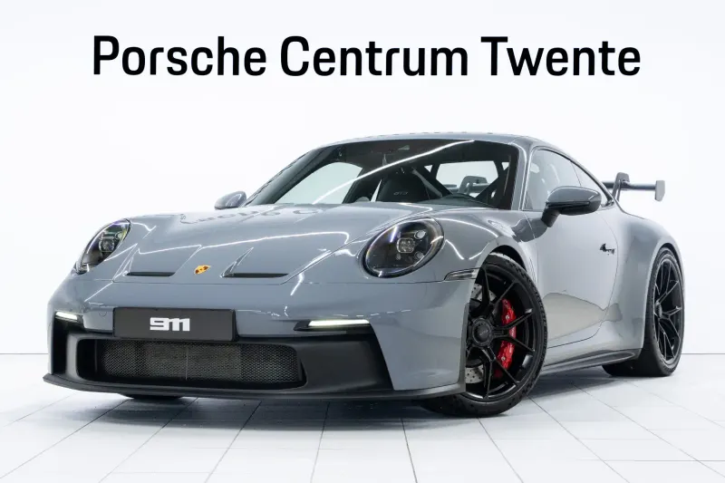 Porsche 911 (2024)