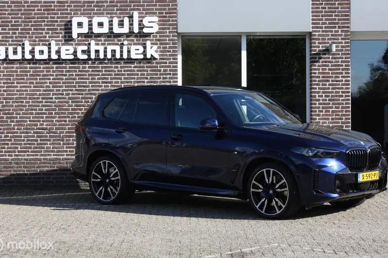 BMW X5 (2024)