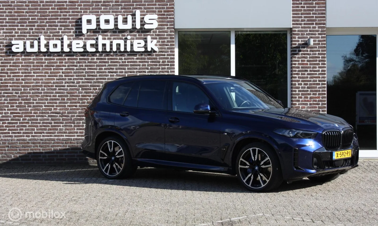 BMW X5 (2024) — foto 1