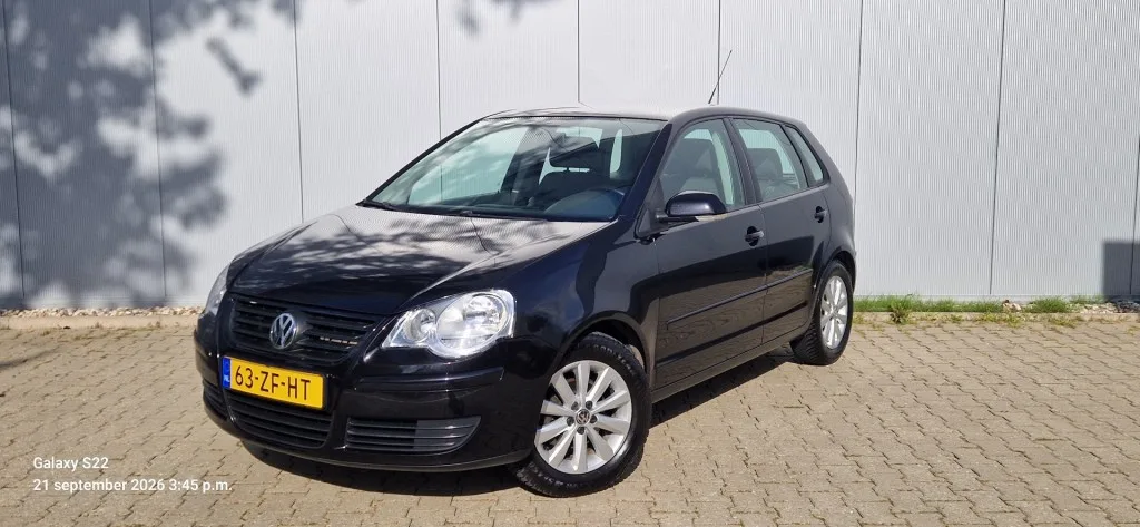 Volkswagen Polo (2008) — foto 1