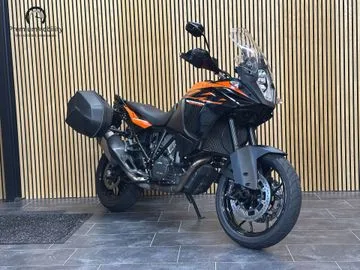 KTM 1090 Adventure (2018) — foto 1