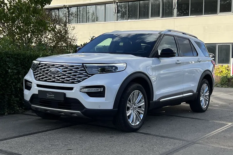 Ford Explorer (2022)
