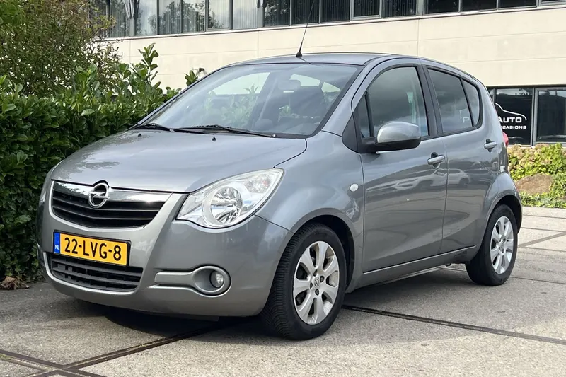 Opel Agila (2010)