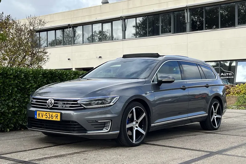 Volkswagen Passat (2016)