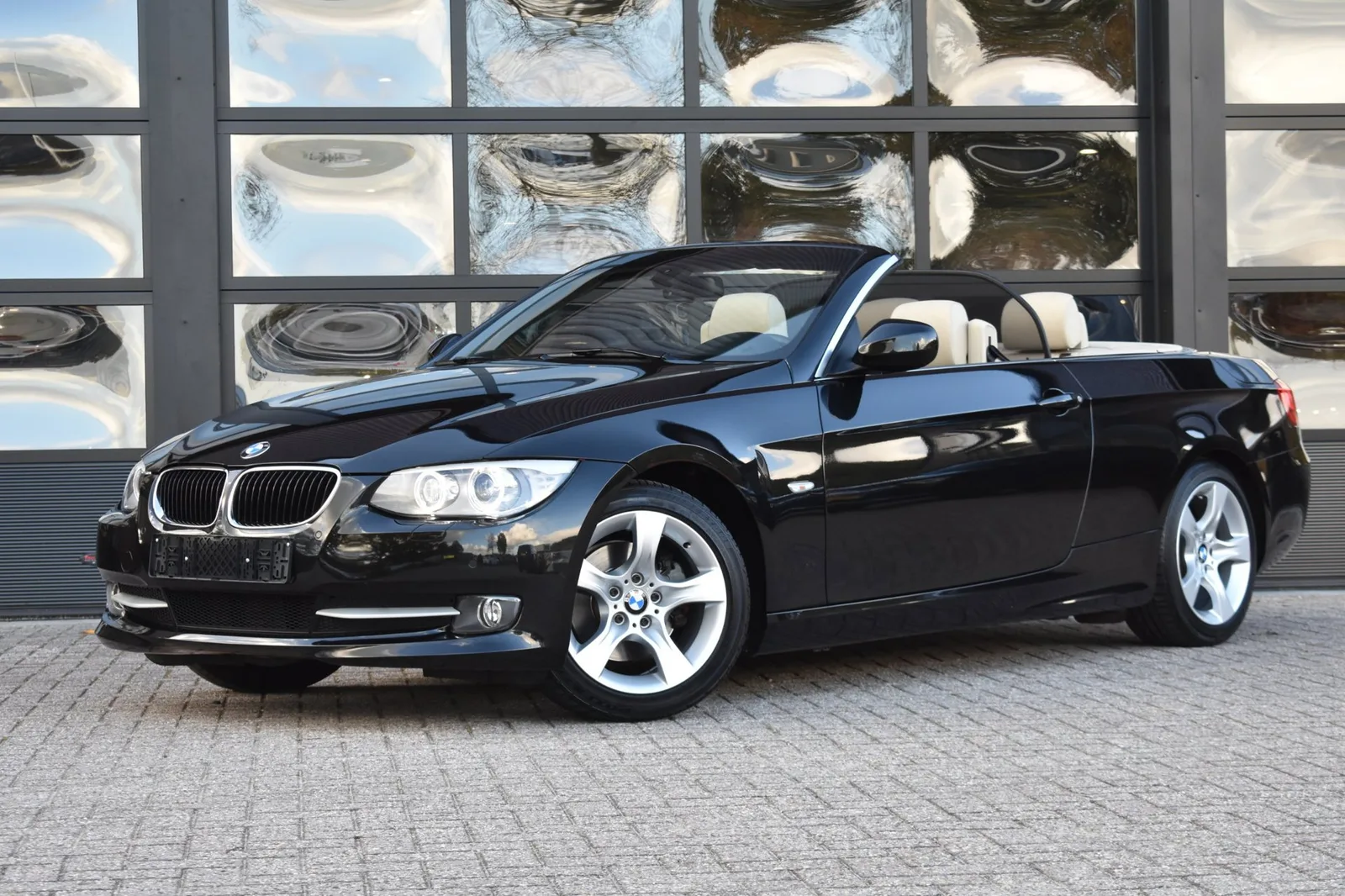 BMW 3-Serie (2011) — foto 1