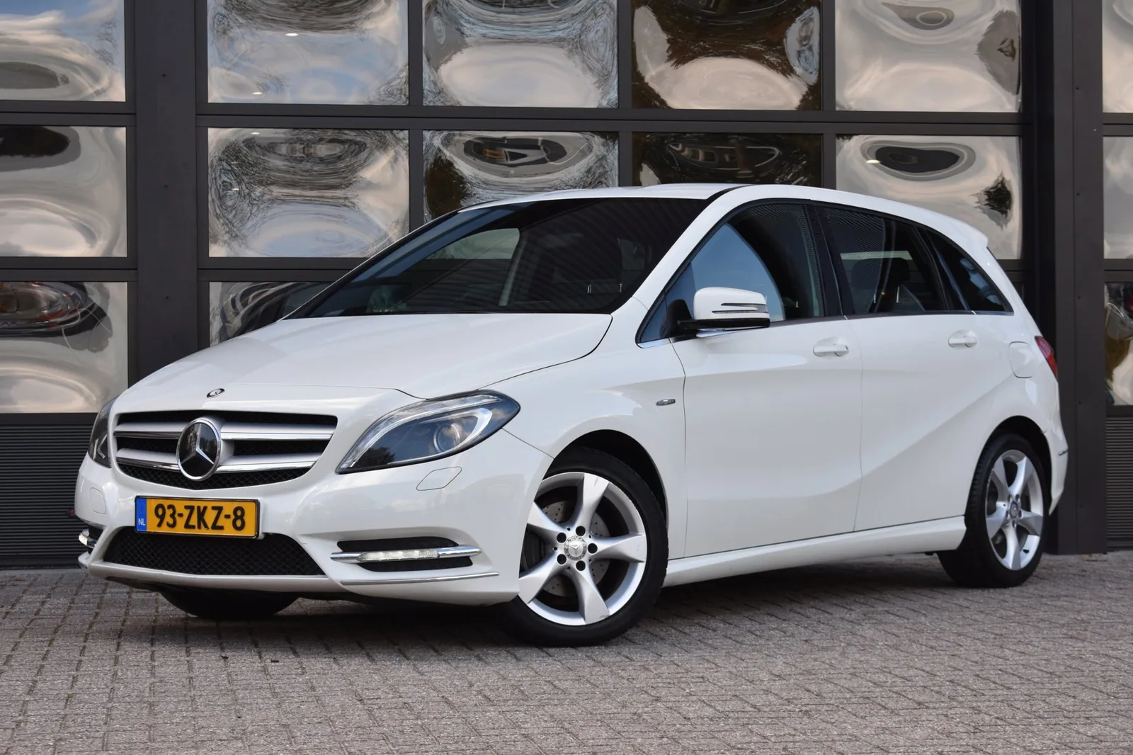 Mercedes-Benz B-Klasse (2012) — foto 1