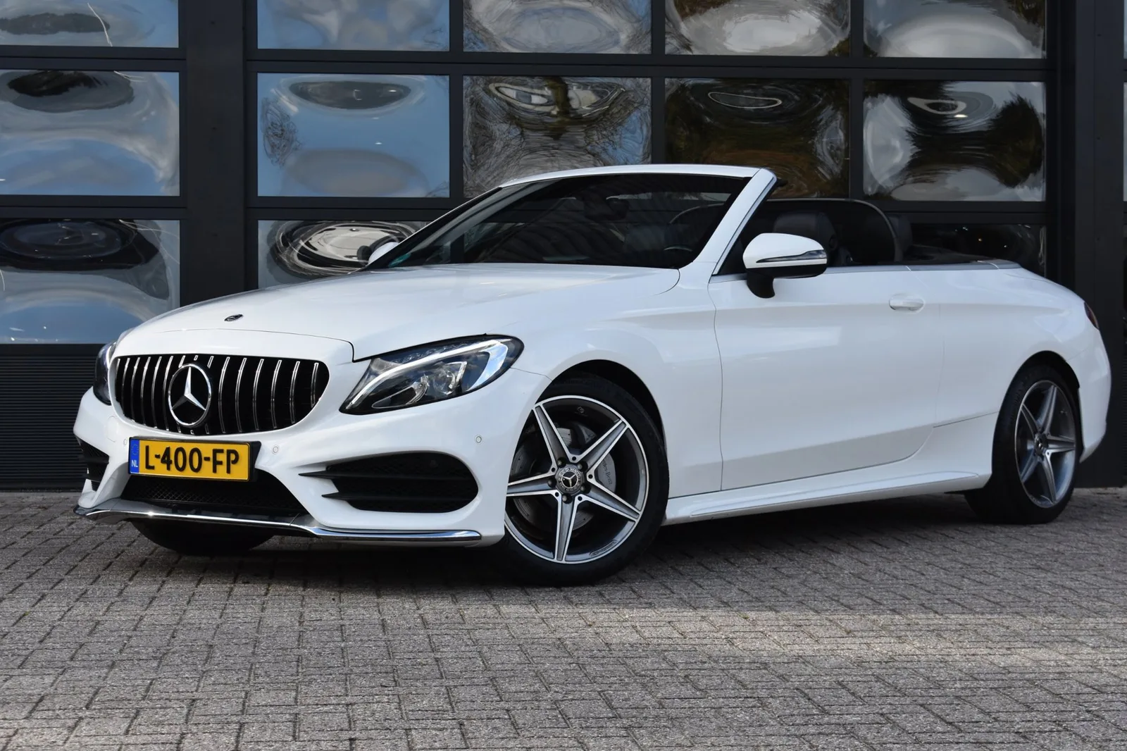 Mercedes-Benz C-Klasse (2017) — foto 1
