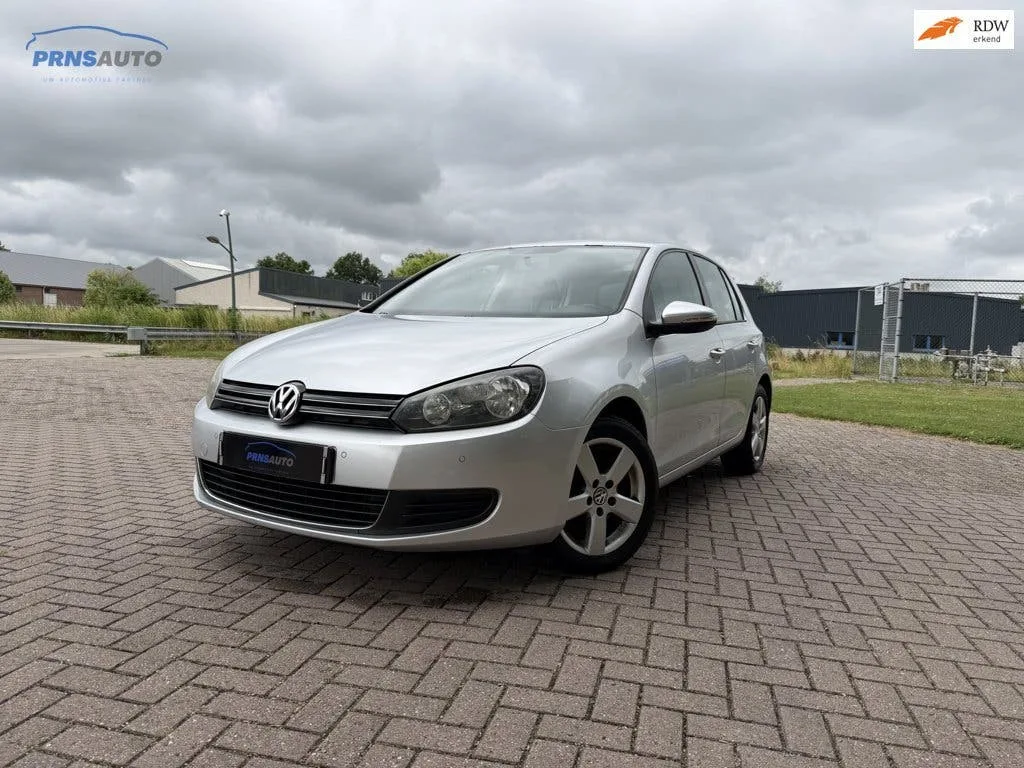 Volkswagen Golf (2010) — foto 1