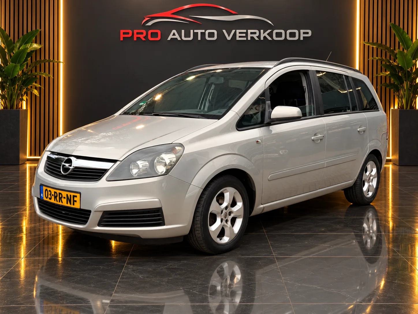 Opel Zafira (2005) — foto 1