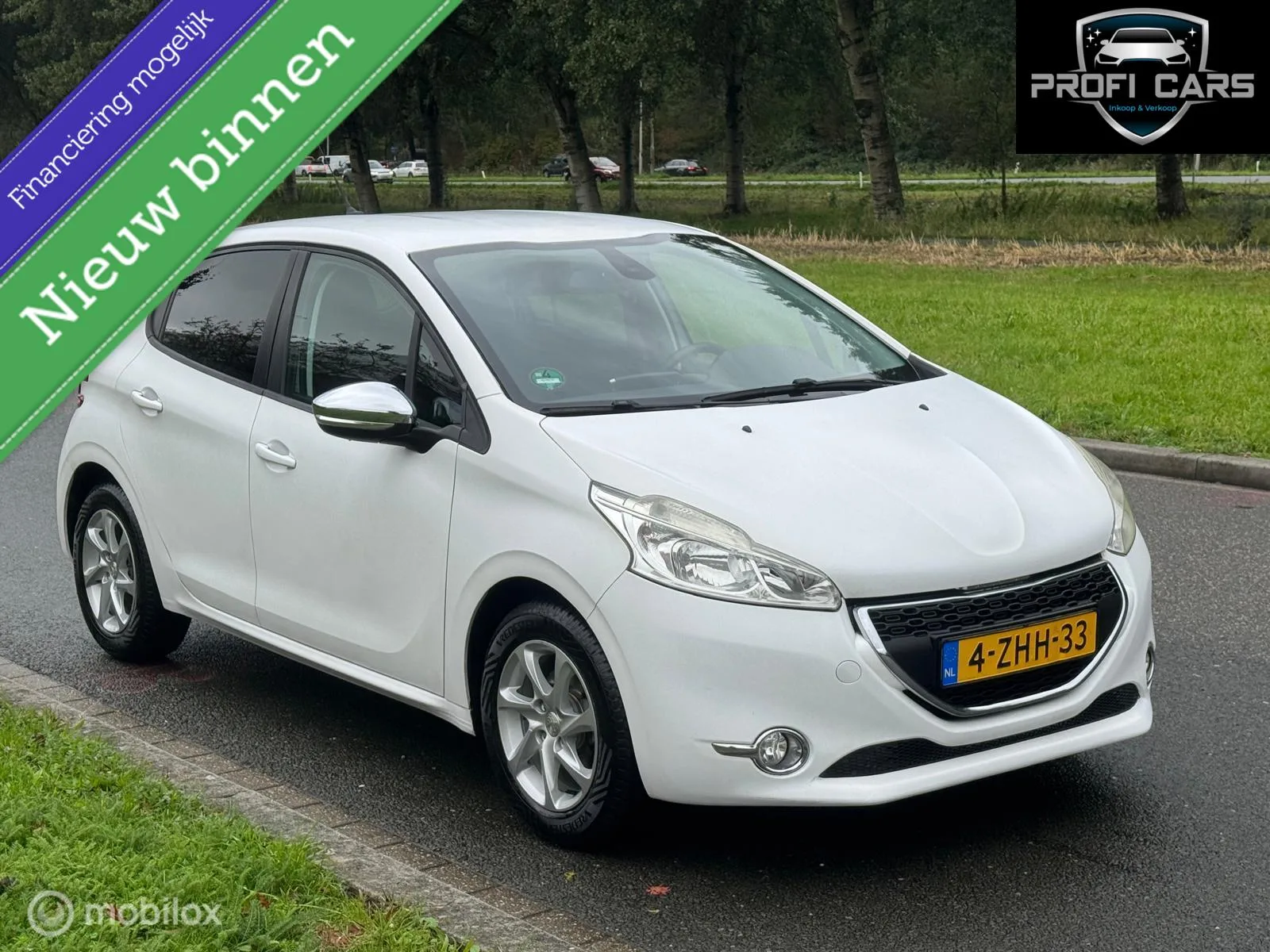Peugeot 208 (2015) — foto 1