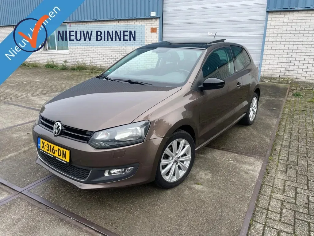 Volkswagen Polo (2011) — foto 1