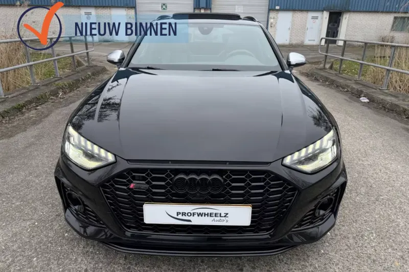 Audi RS 4 (2022)