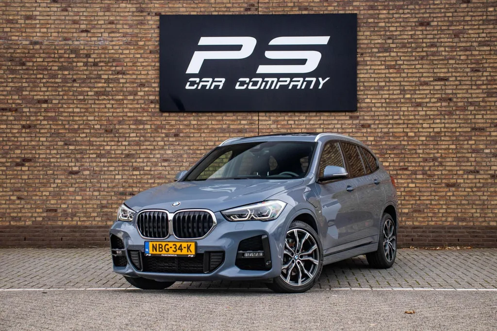 BMW X1 (2021) — foto 1