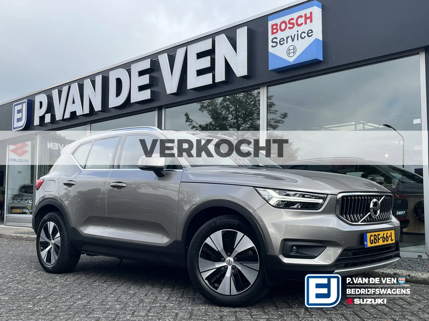 Volvo XC40 (2020) — foto 1