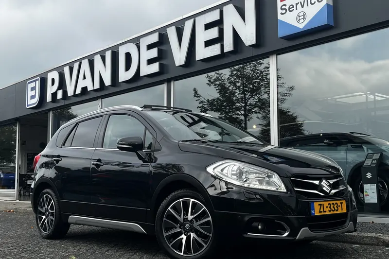 Suzuki SX4 S-Cross (2015)
