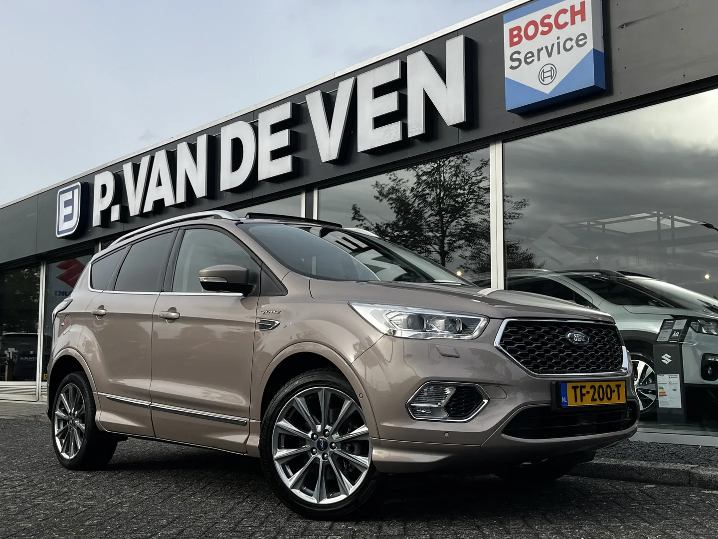 Ford Kuga (2018) — foto 1