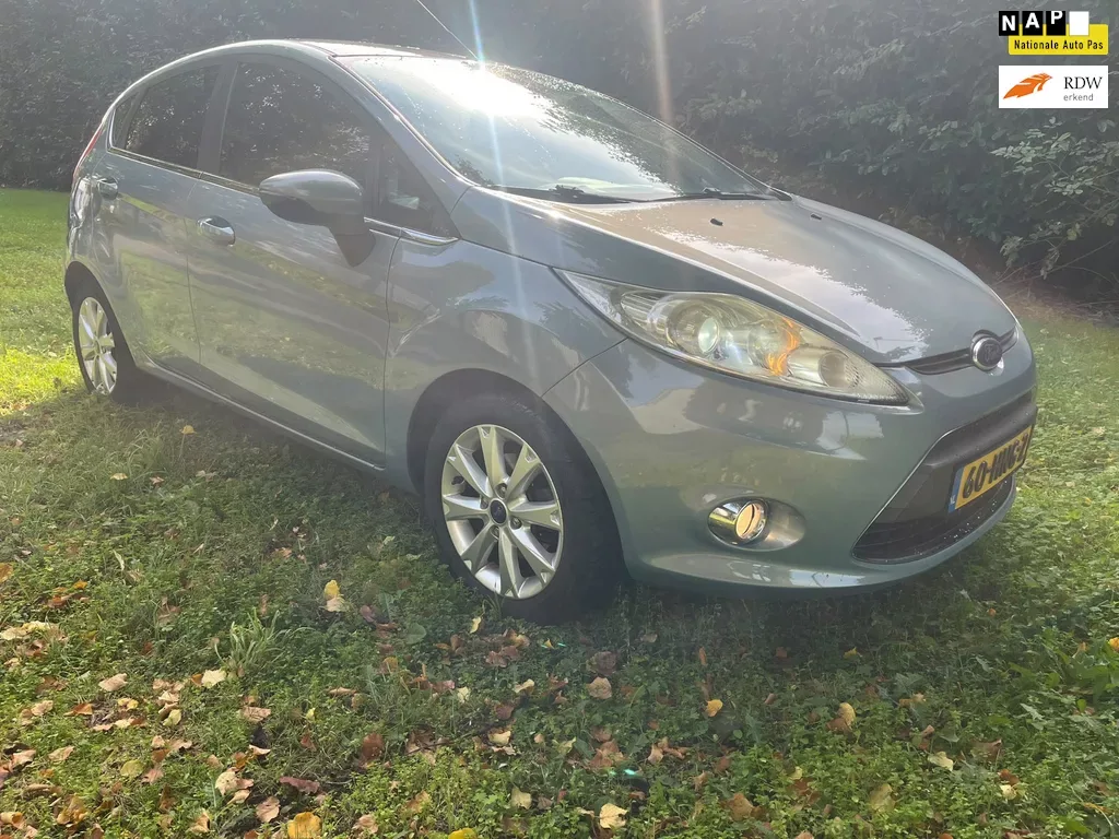 Ford Fiesta (2009) — foto 1