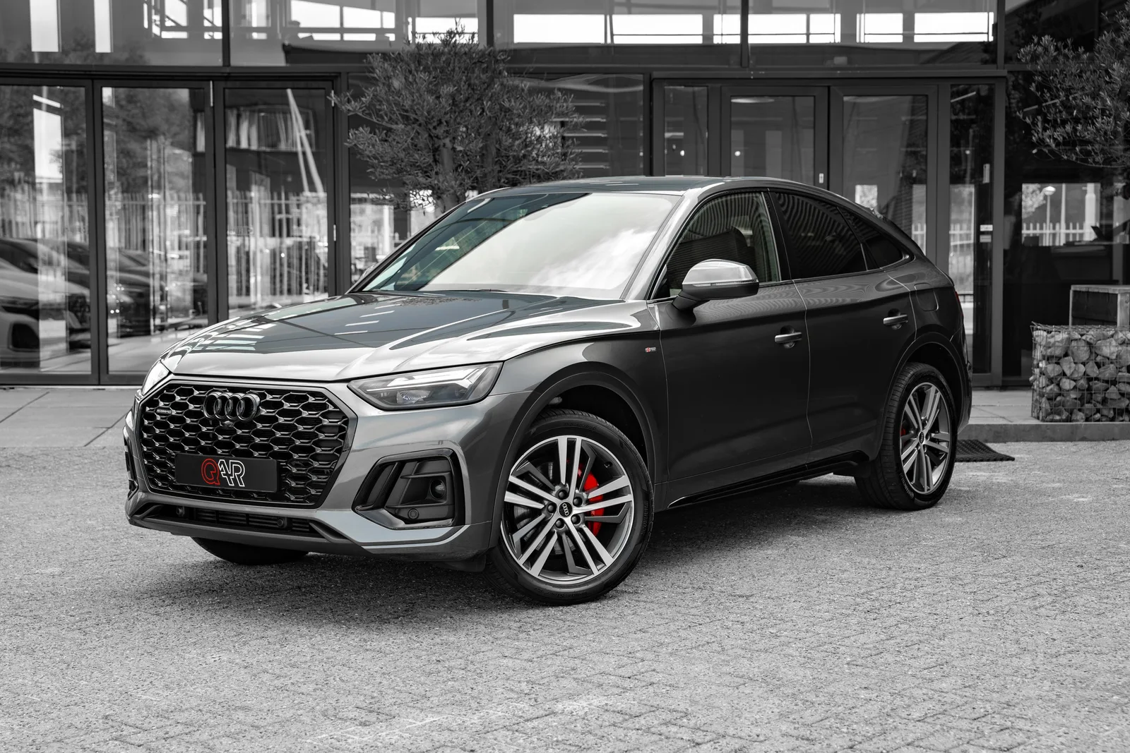 Audi Q5 Sportback (2022) — foto 1