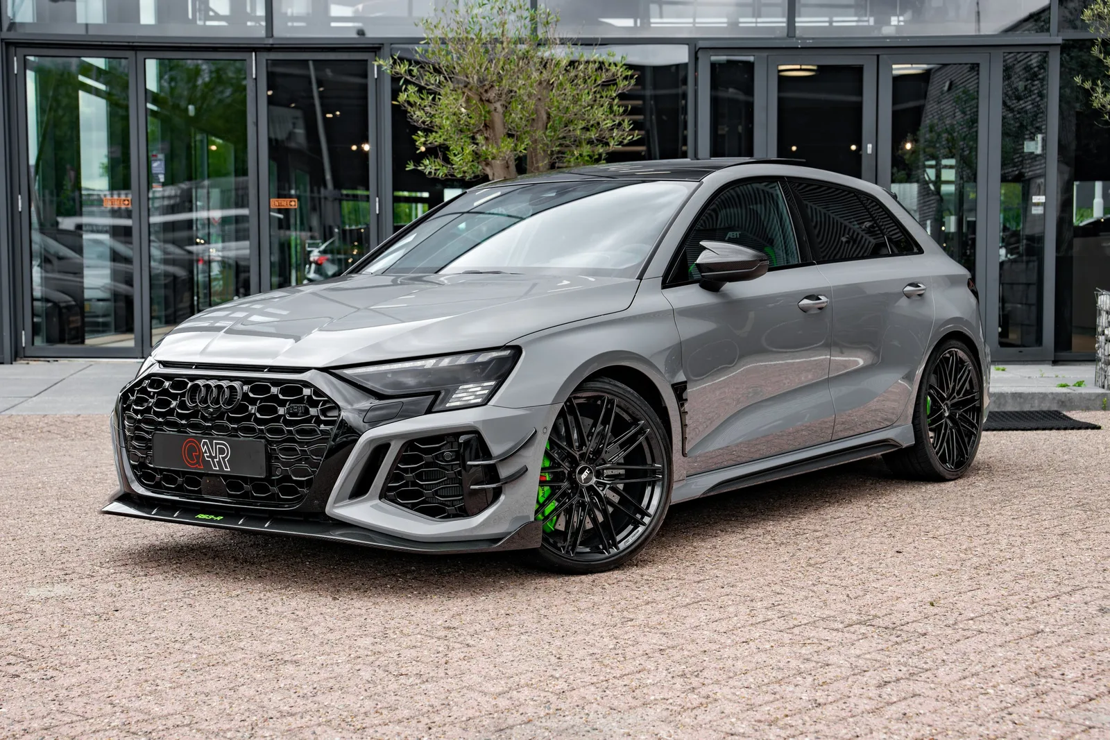 Audi RS 3 (2023) — foto 1