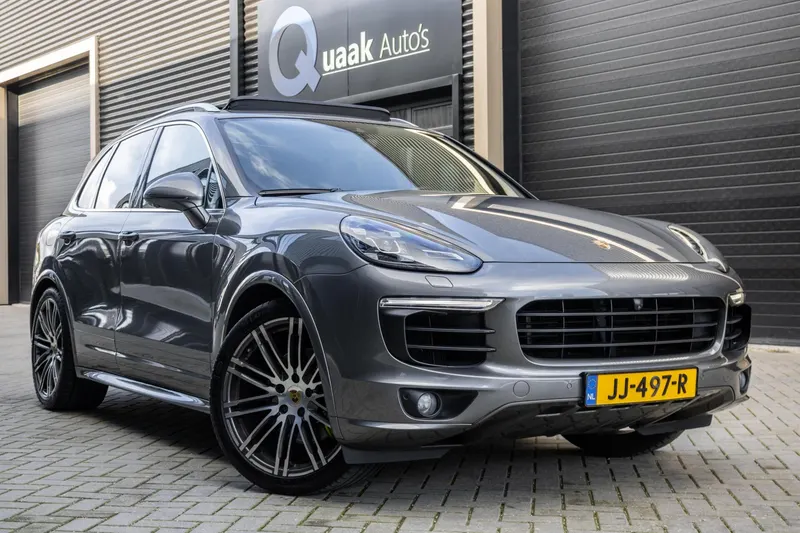 Porsche Cayenne (2016)