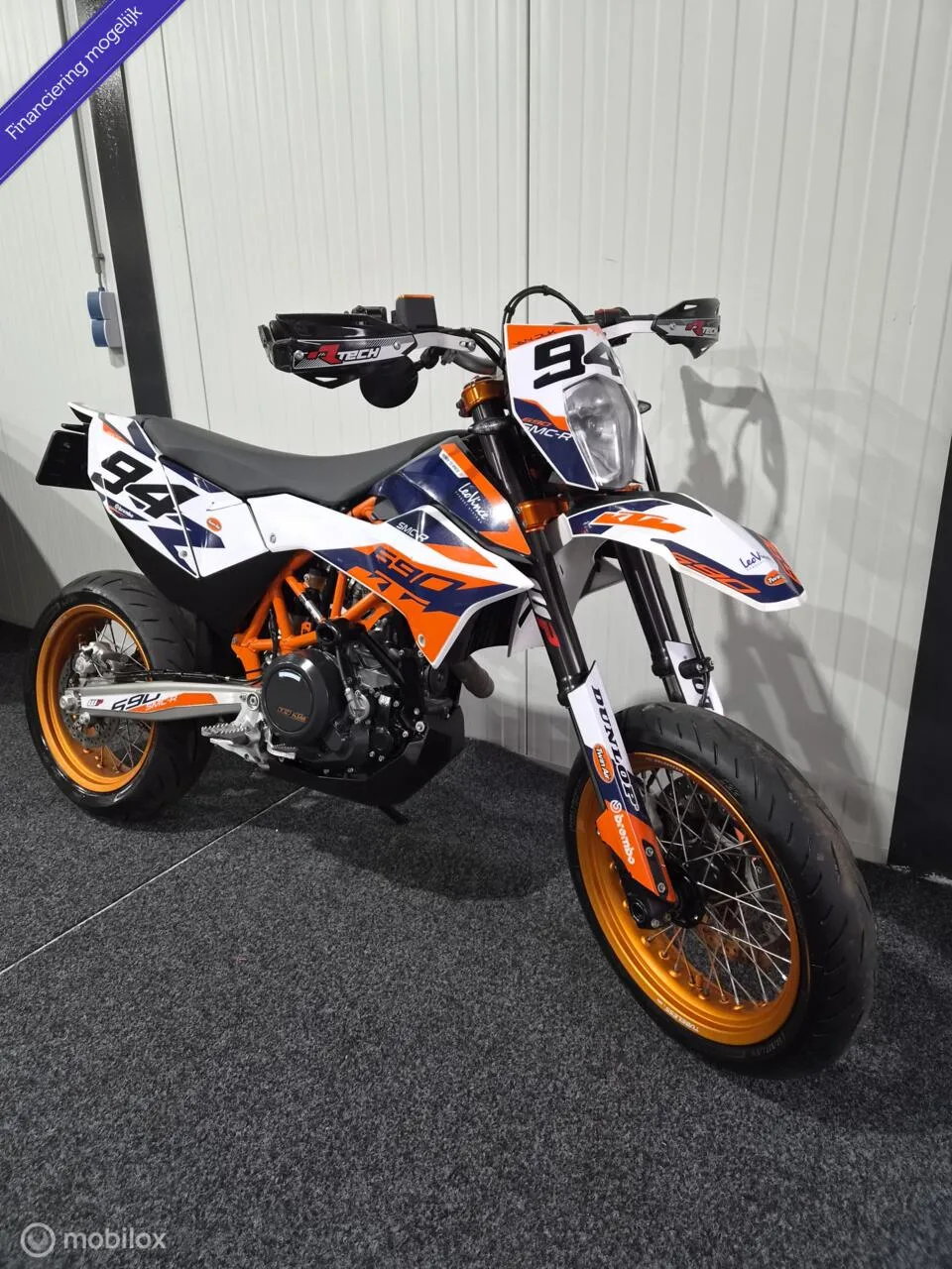KTM 690 SMC R (2017) — foto 1