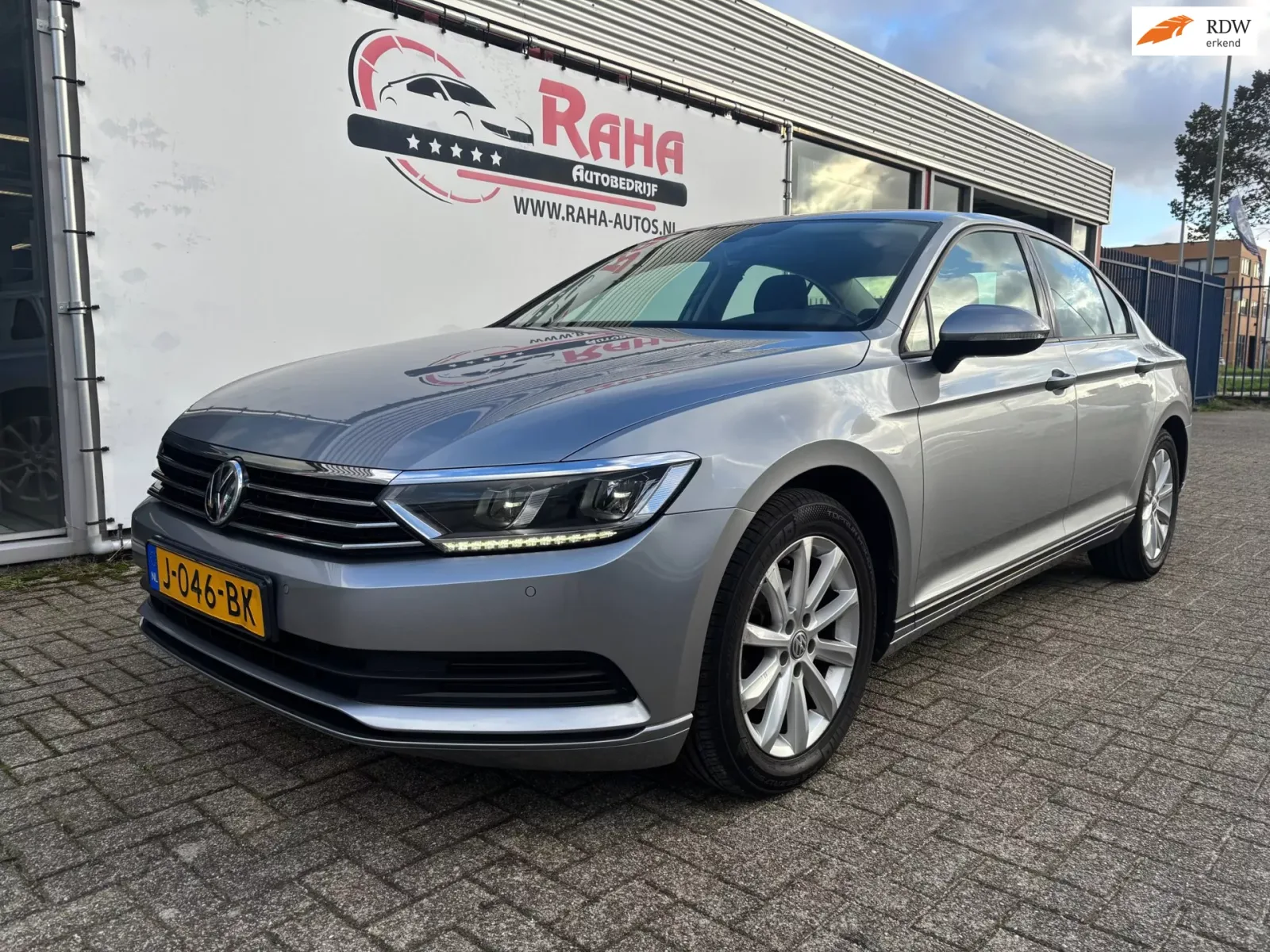 Volkswagen Passat (2018) — foto 1