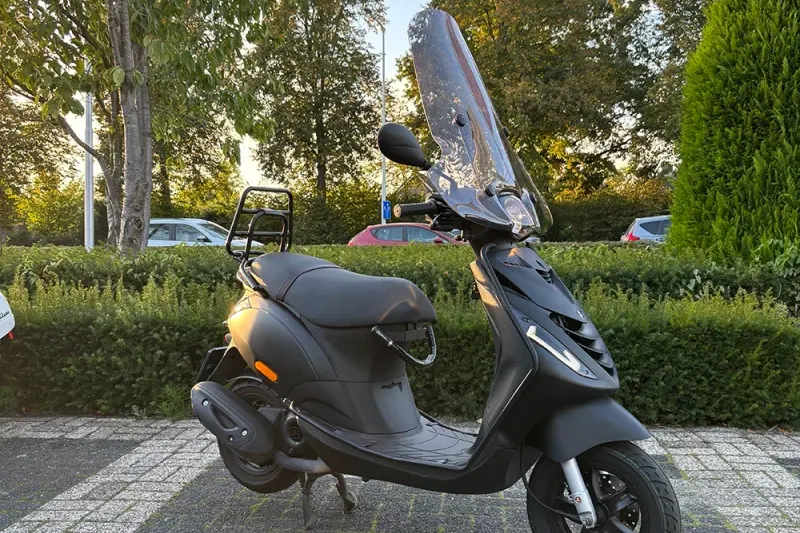Piaggio Zip (2023)