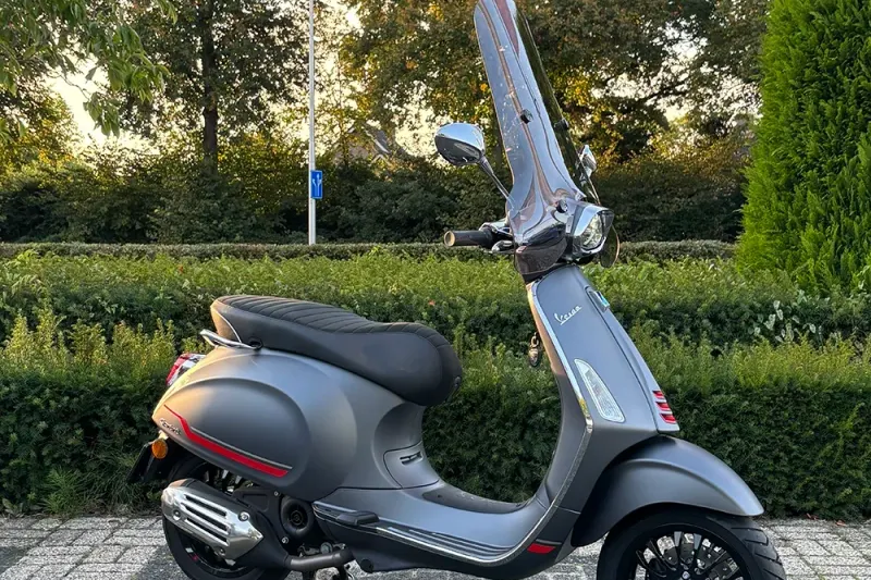 Vespa Sprint S (2021)