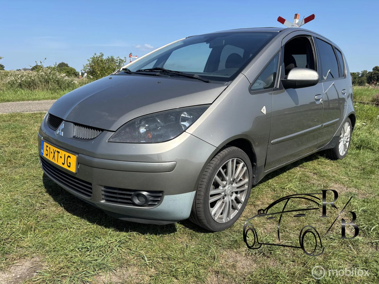Mitsubishi Colt (2007) — foto 1