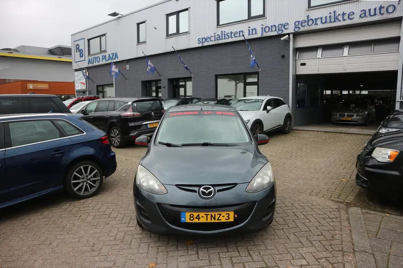Mazda 2 (2012)