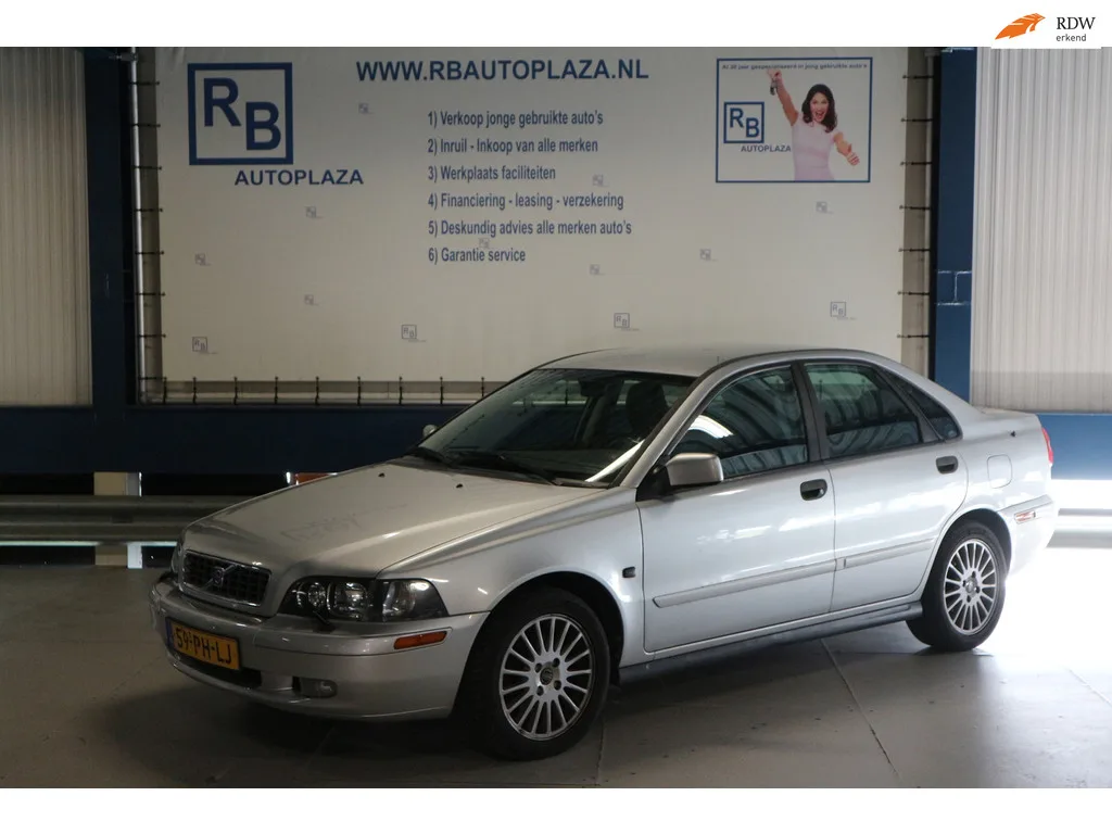 Volvo S40 (2004) — foto 1