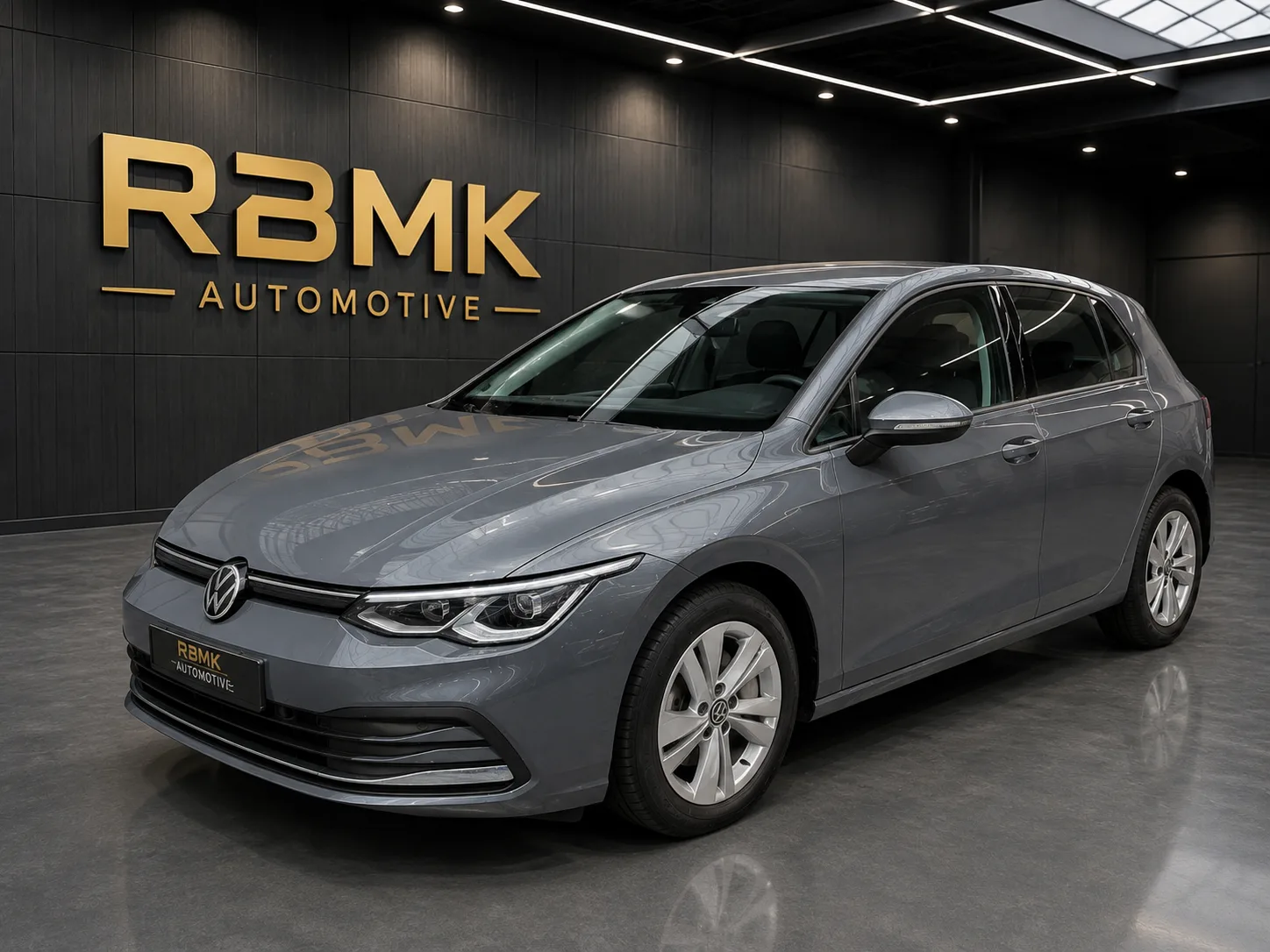 Volkswagen Golf (2020) — foto 1