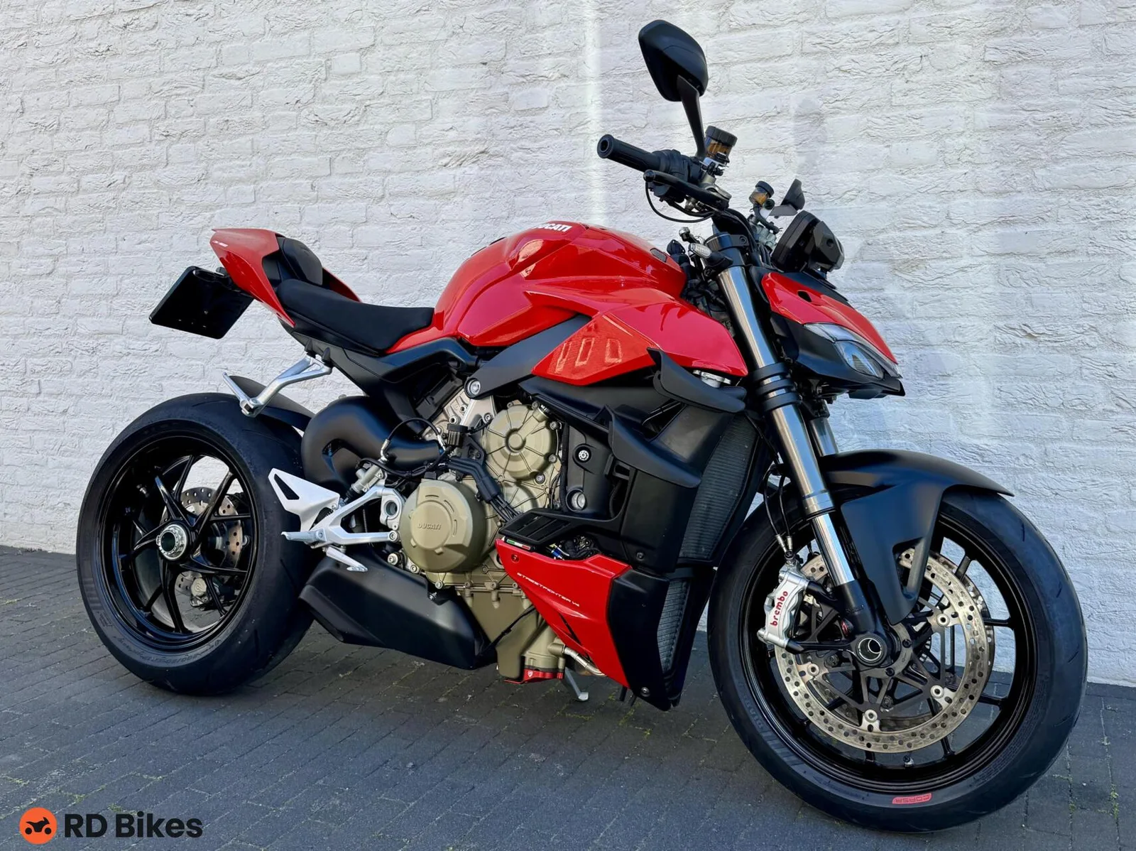 Ducati Streetfighter V4 (2020) — foto 1