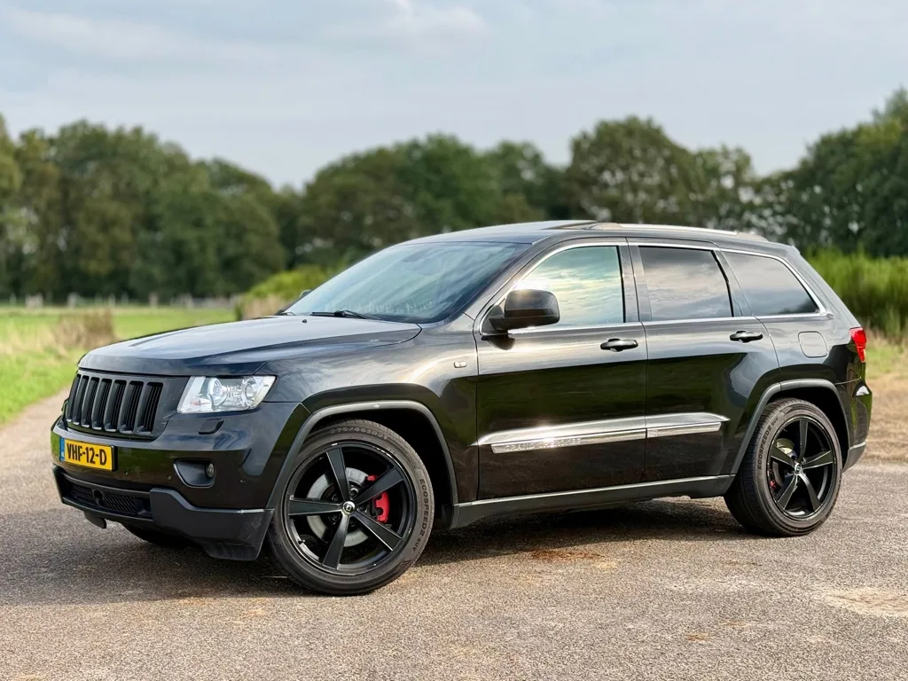 Jeep Grand Cherokee (2012) — foto 1