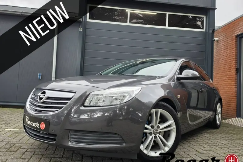 Opel Insignia (2009)