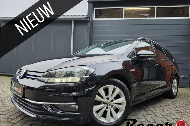 Volkswagen Golf (2020)