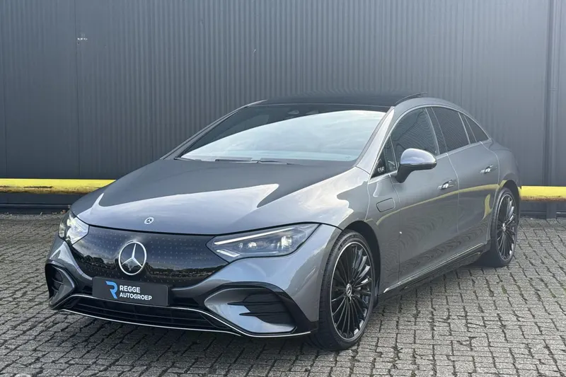 Mercedes-Benz EQE (2022)