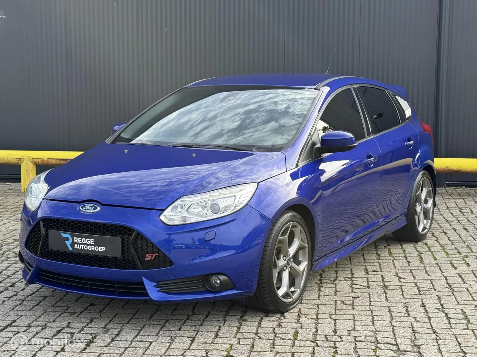 Ford Focus (2012) — foto 1