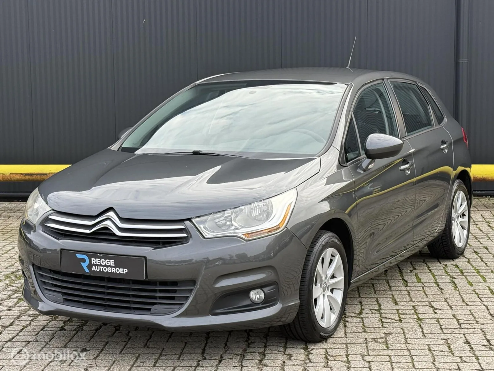 Citroën C4 (2011) — foto 1