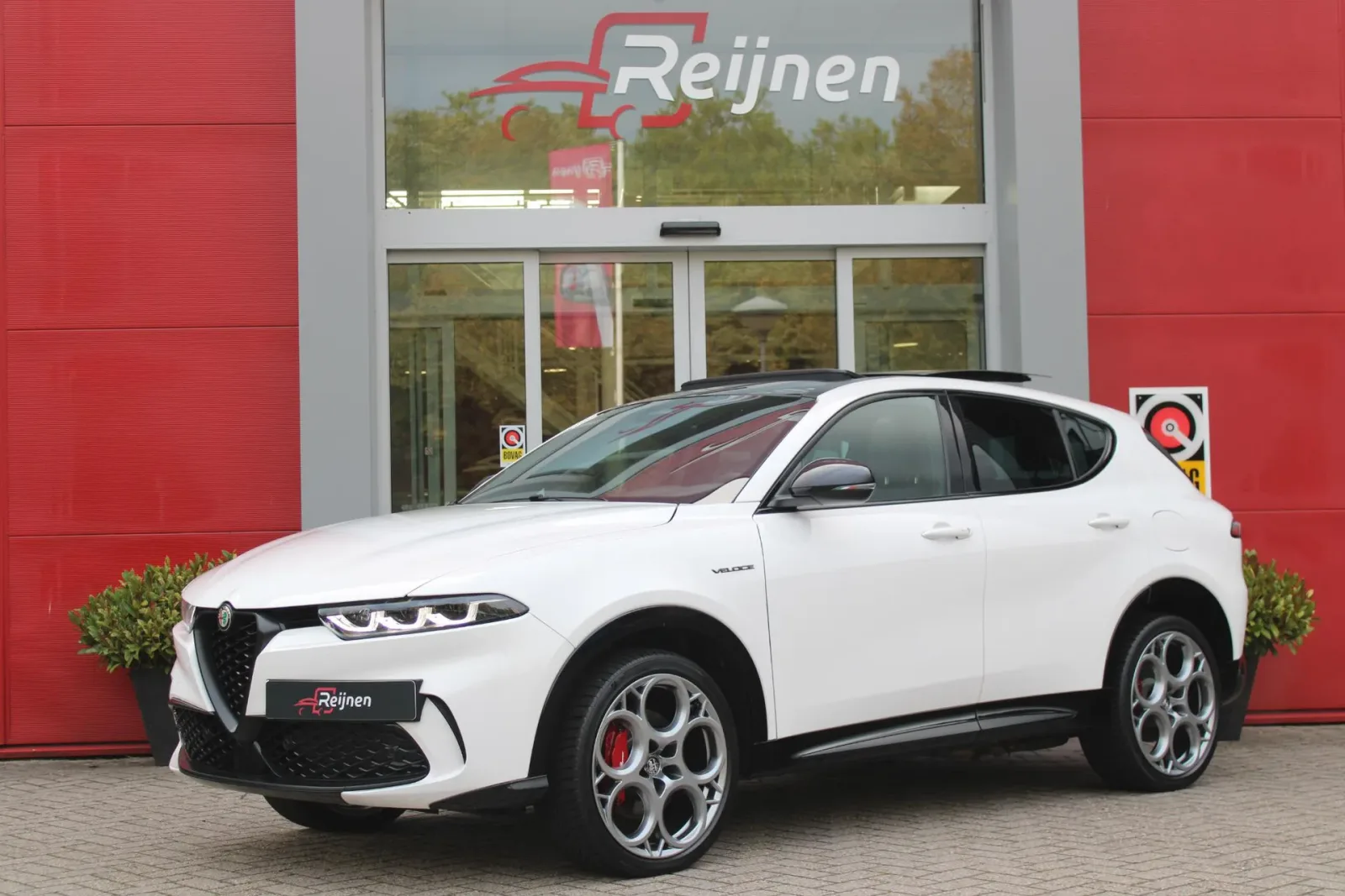 Alfa Romeo Tonale (2024) — foto 1