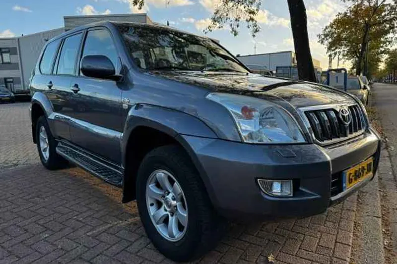 Toyota Land Cruiser (2004)