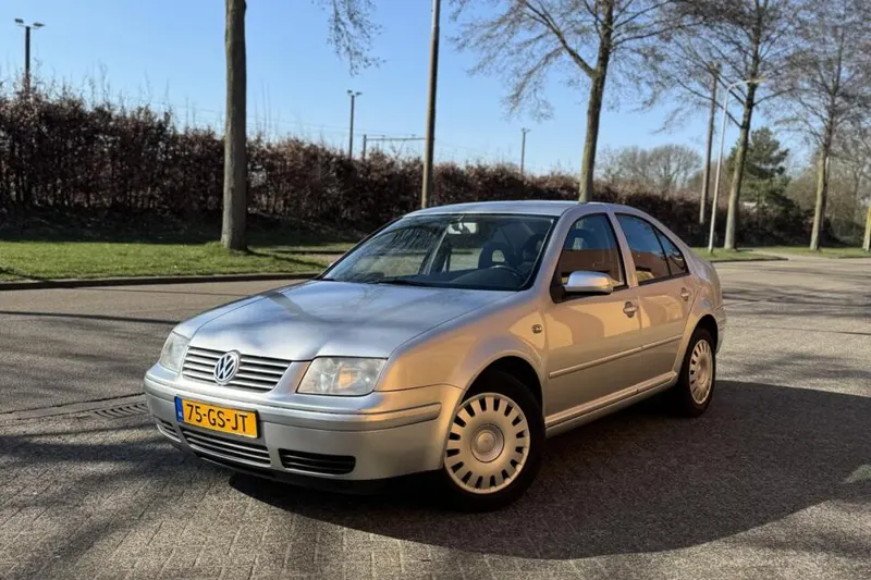 Volkswagen Bora (2001)