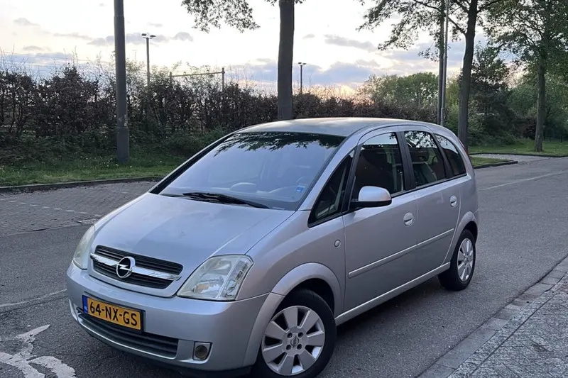 Opel Meriva (2004)