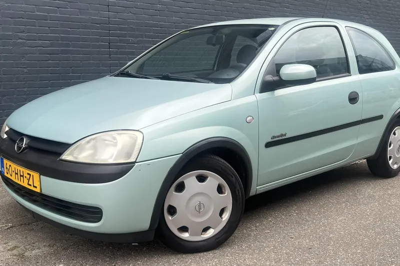 Opel Corsa (2001)