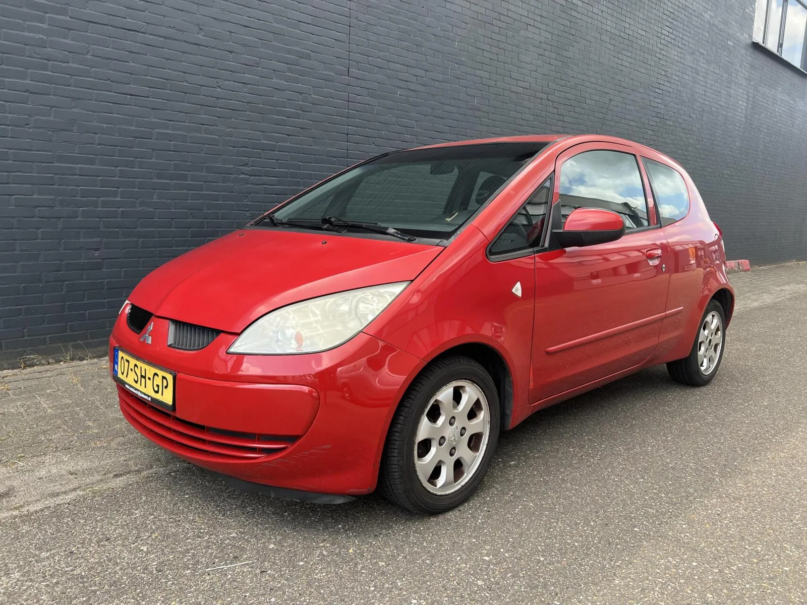 Mitsubishi Colt (2006) — foto 1