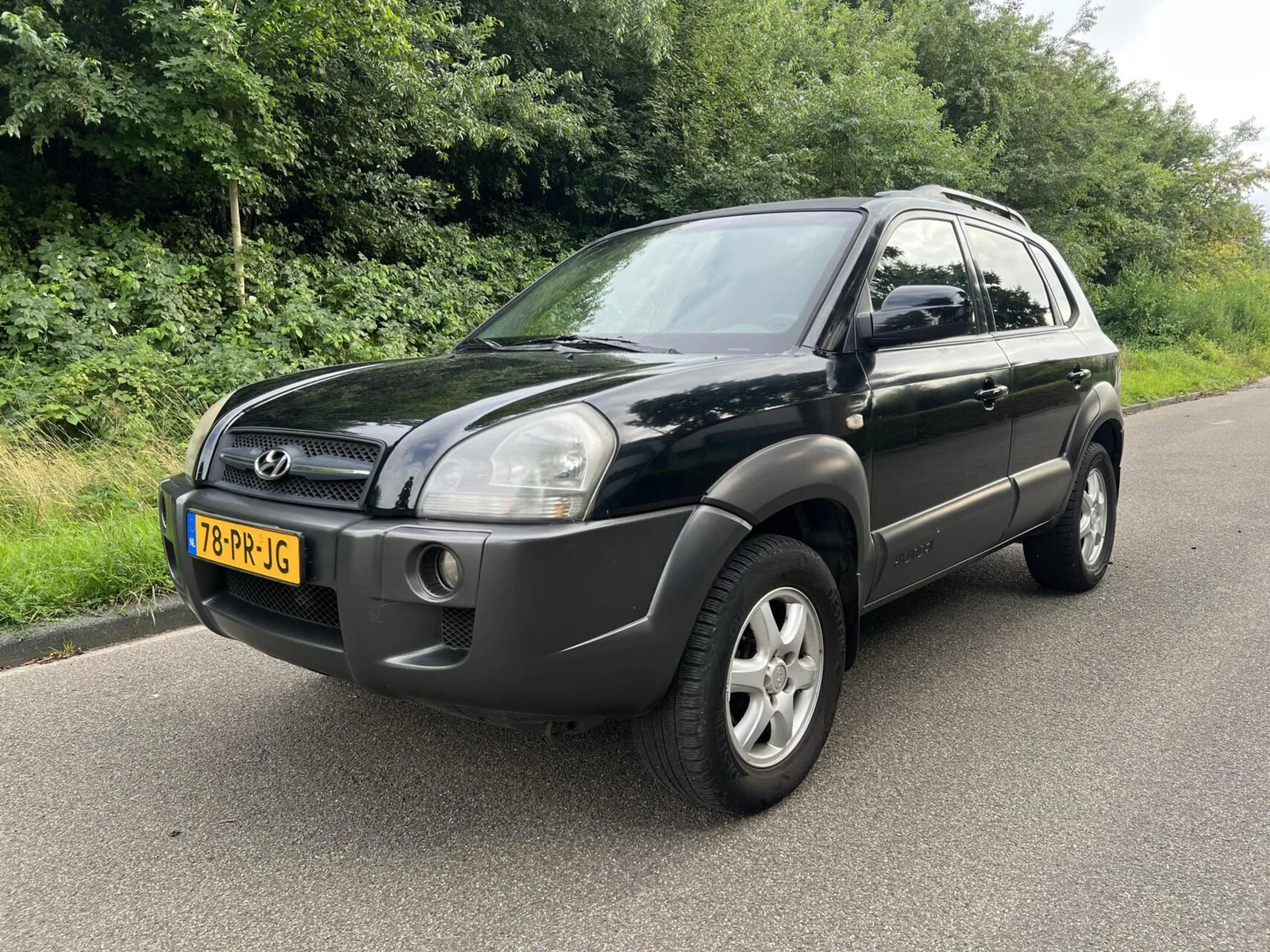 Hyundai Tucson (2004) — foto 1
