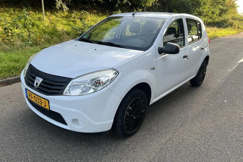 Dacia Sandero (2009)